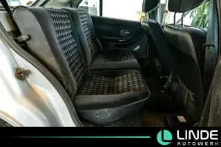 Vehicle image thumbnail, number 9