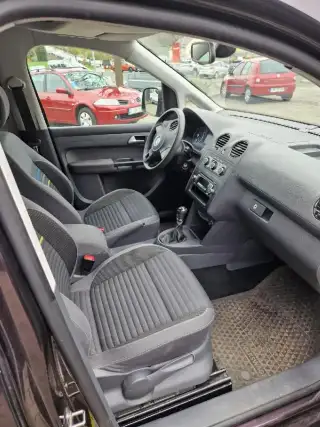 Vehicle image thumbnail, number 9