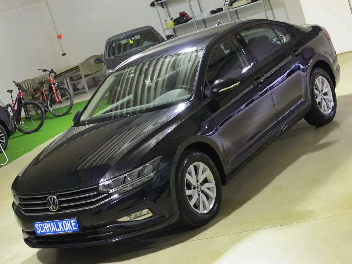 Vehicle image, number 2