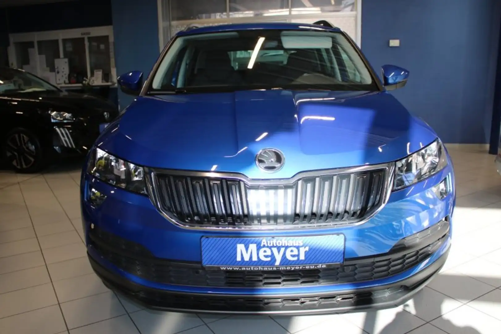 Vehicle image, number 2