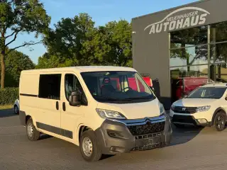 Vehicle image thumbnail, number 2