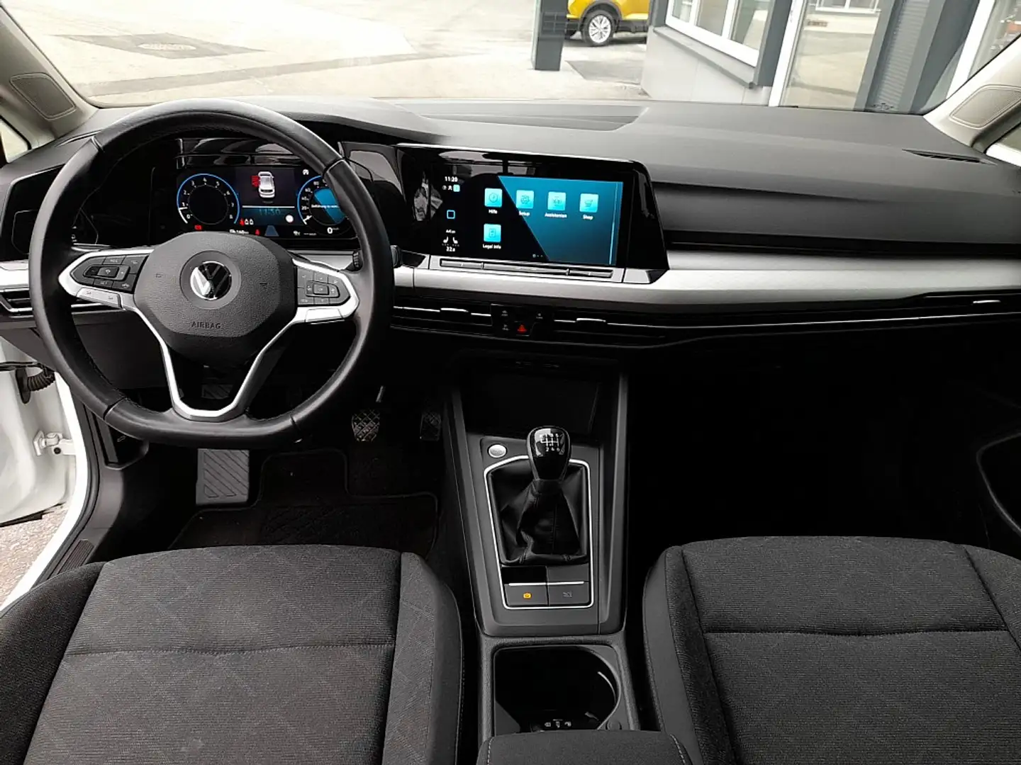 Vehicle image, number 3