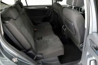 Vehicle image thumbnail, number 7