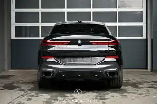 Vehicle image thumbnail, number 4
