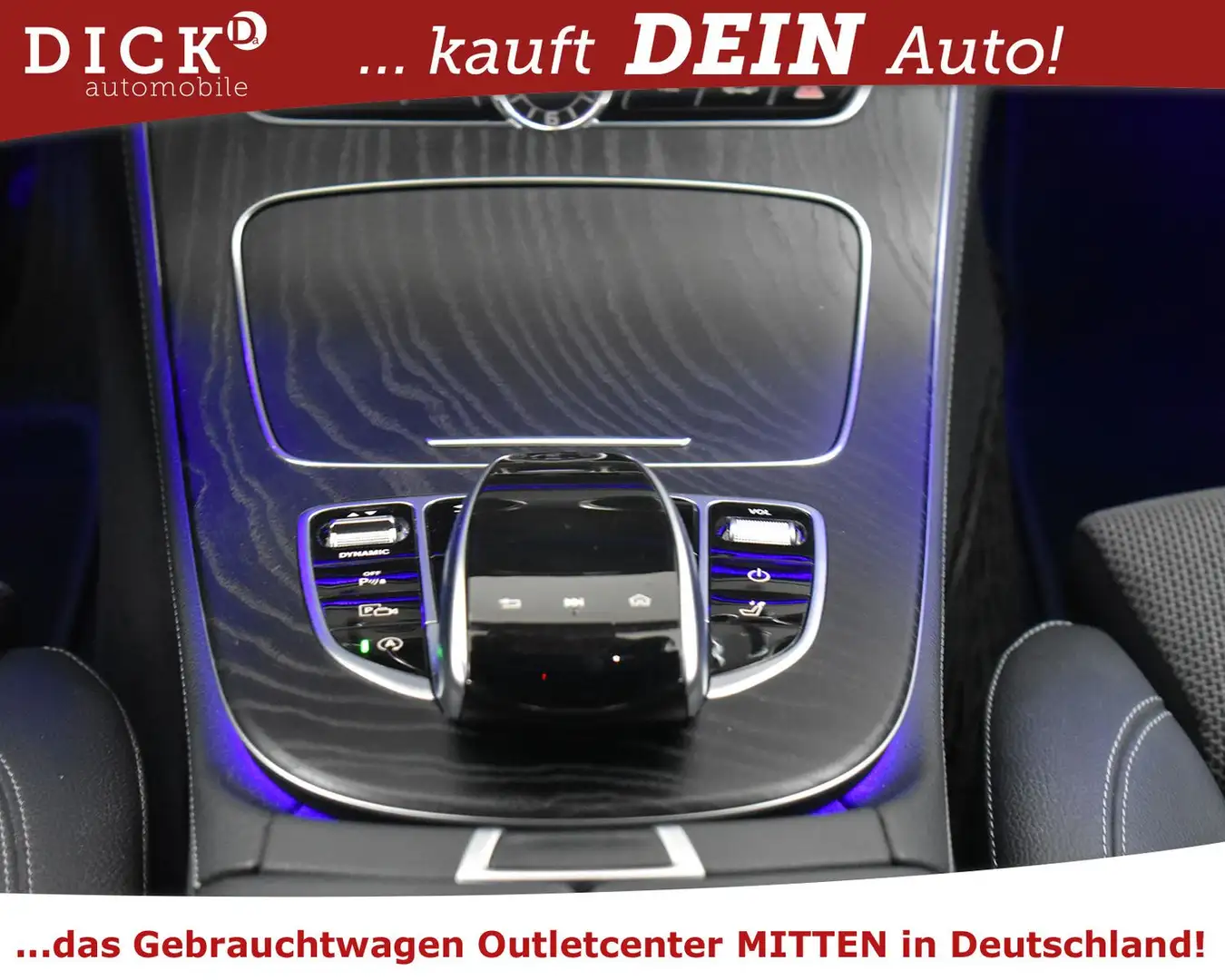 Vehicle image, number 16