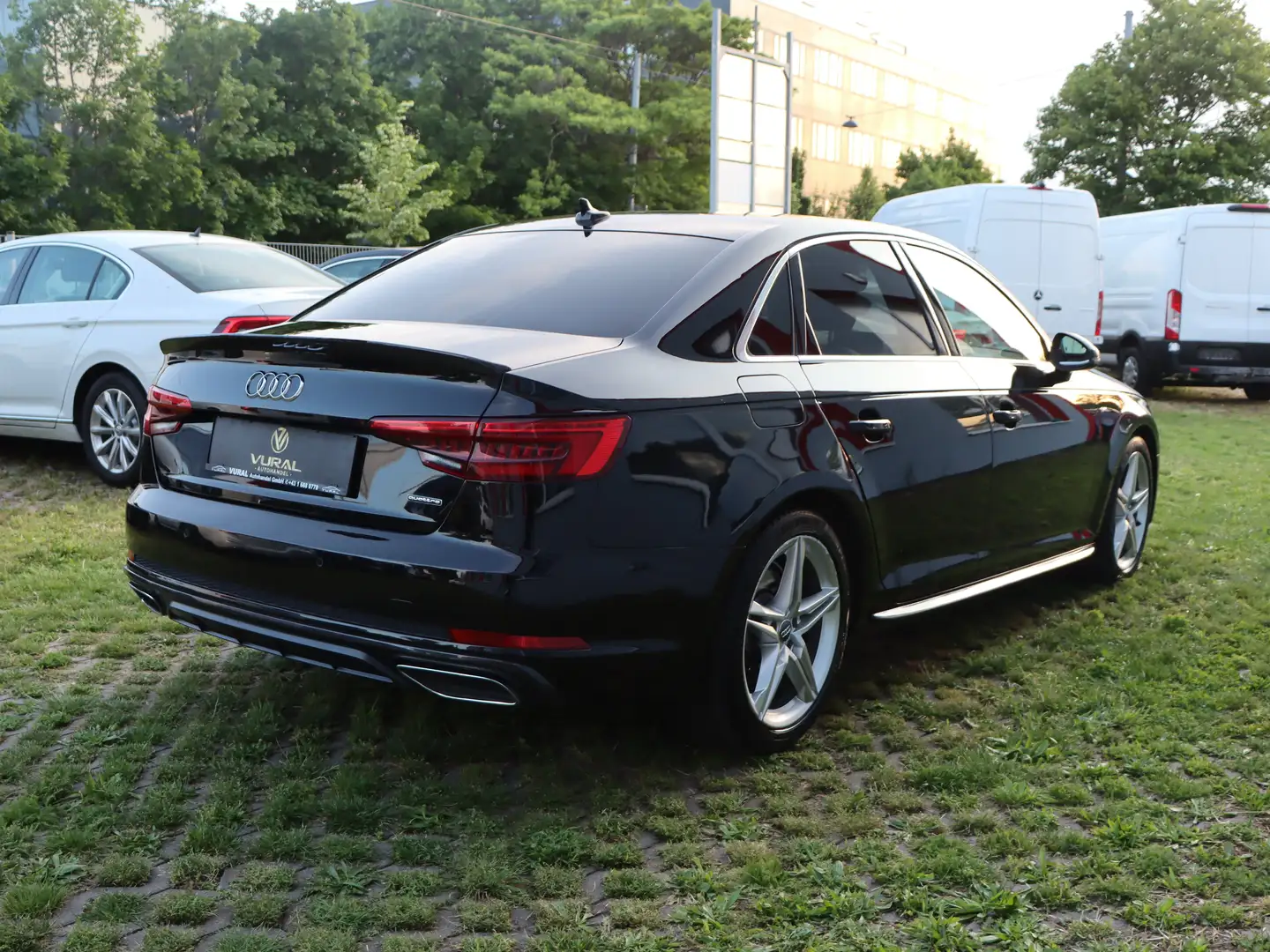 Vehicle image, number 5