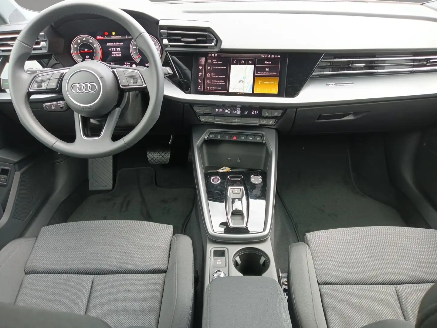 Vehicle image, number 10