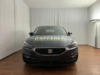 Vehicle image thumbnail, number 4