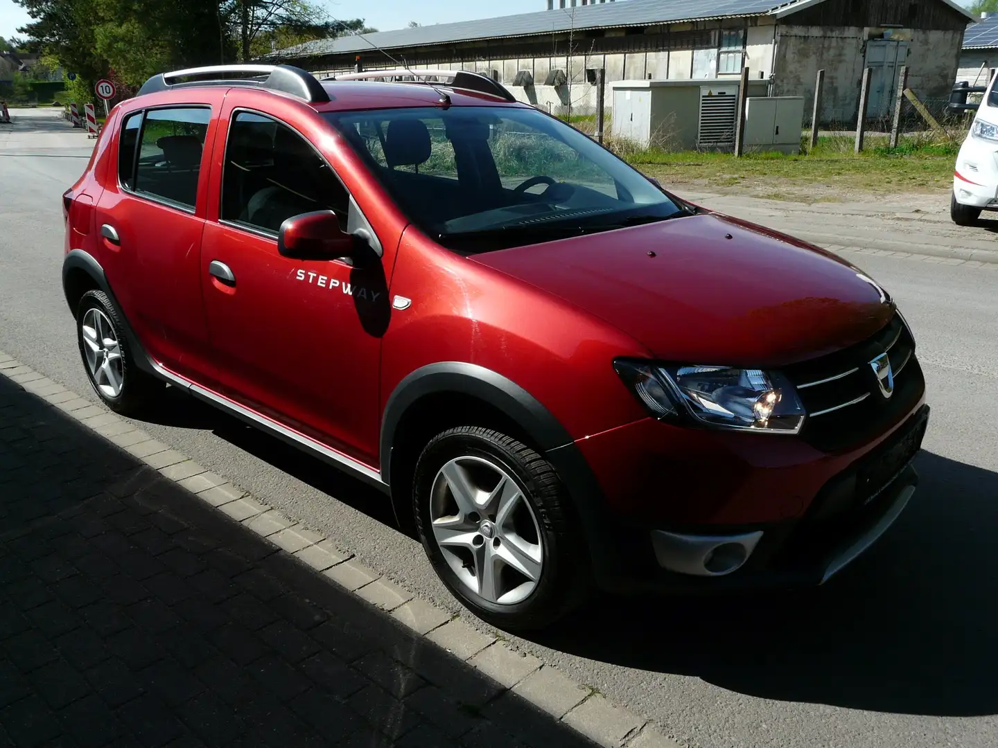 Vehicle image, number 6