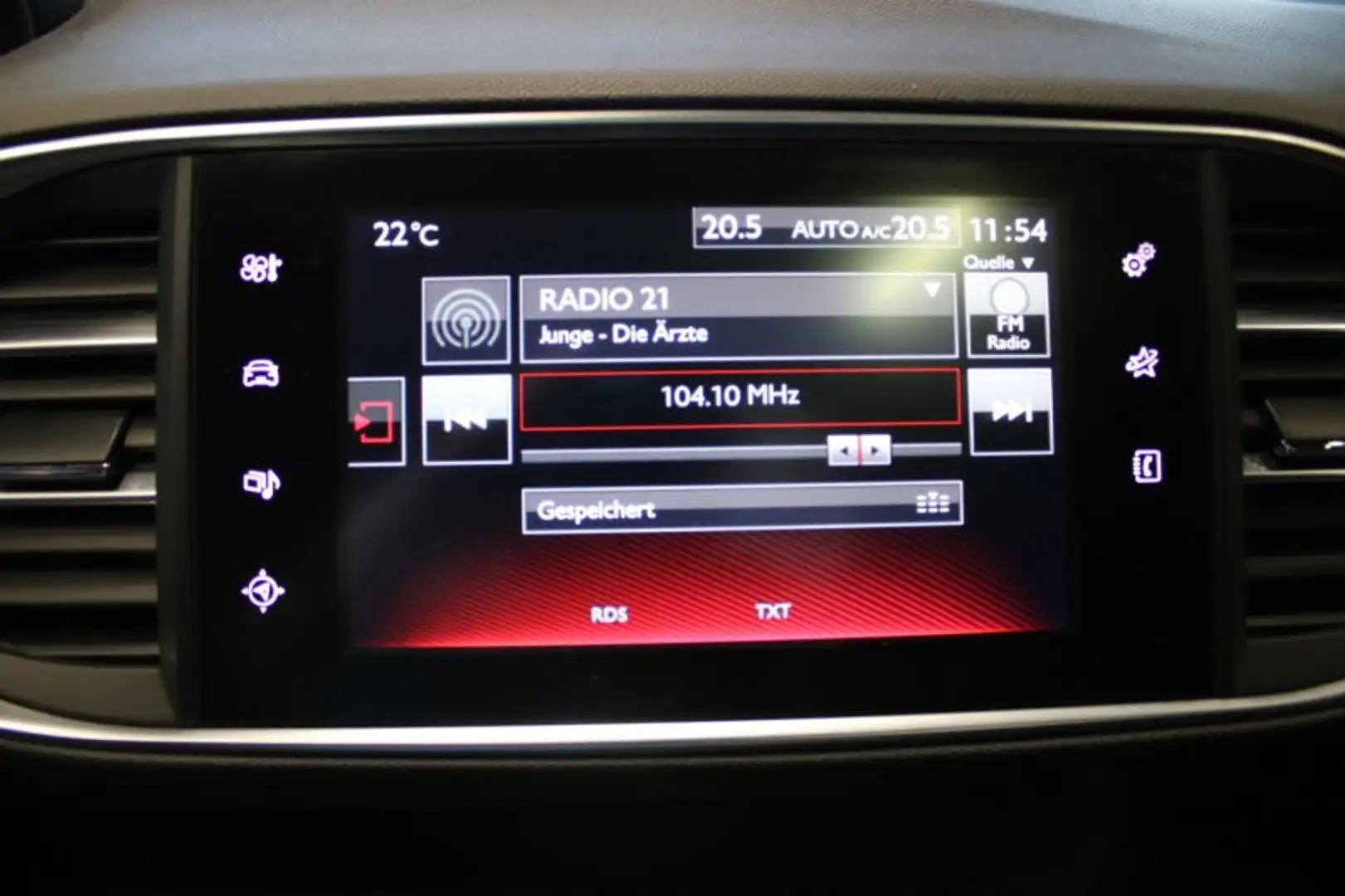 Vehicle image, number 15
