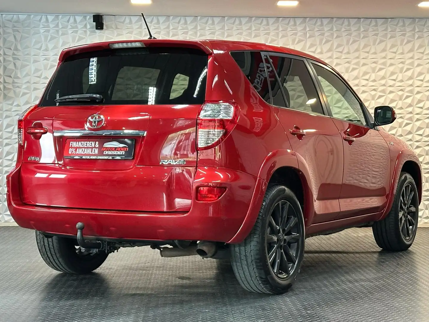Vehicle image, number 8