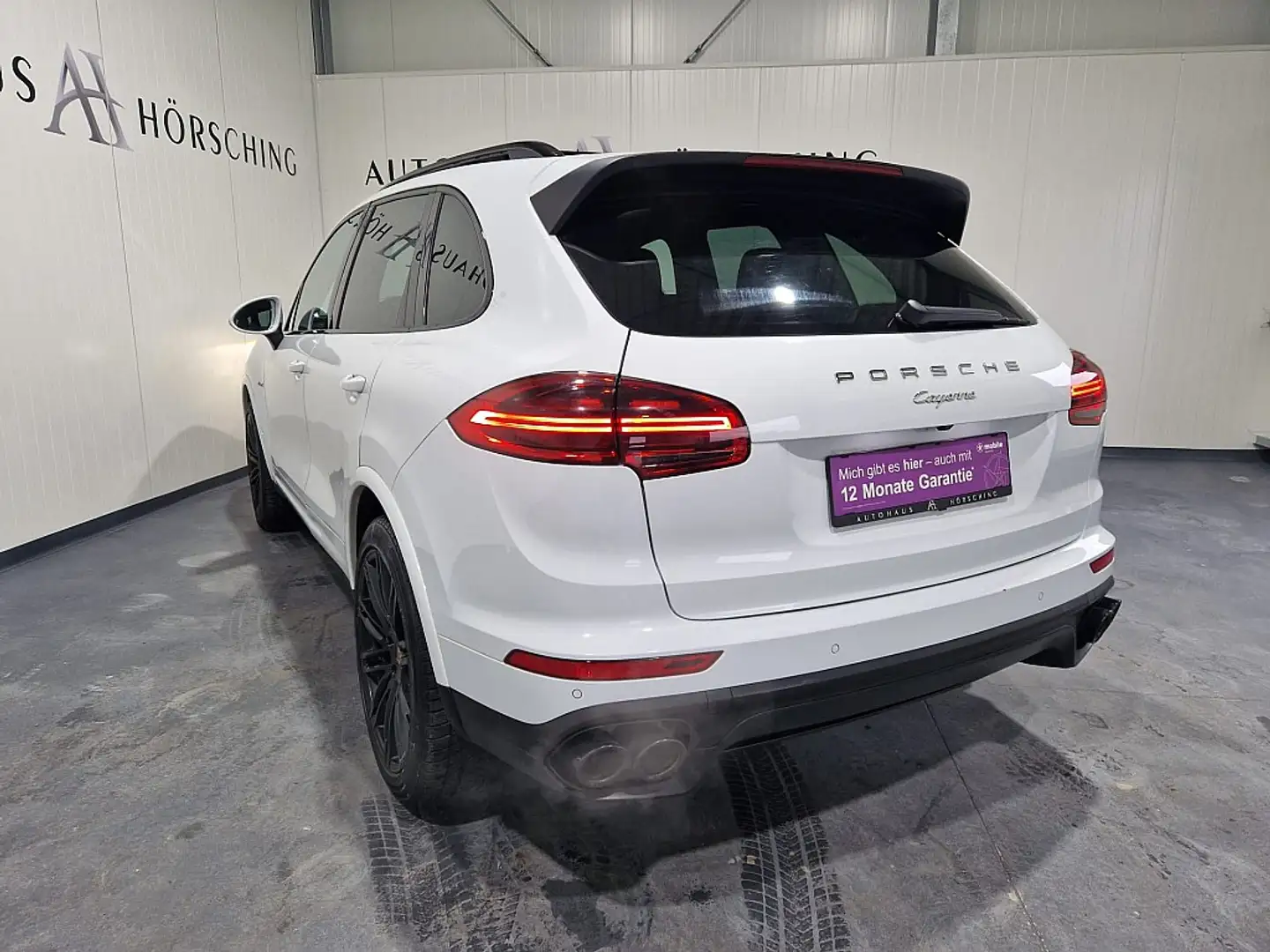 Vehicle image, number 7