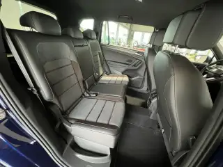 Vehicle image thumbnail, number 6