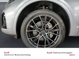 Vehicle image thumbnail, number 6