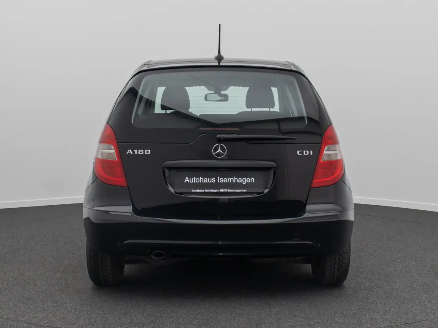 Vehicle image, number 8