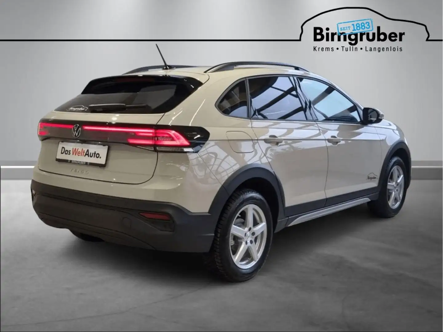 Vehicle image, number 4