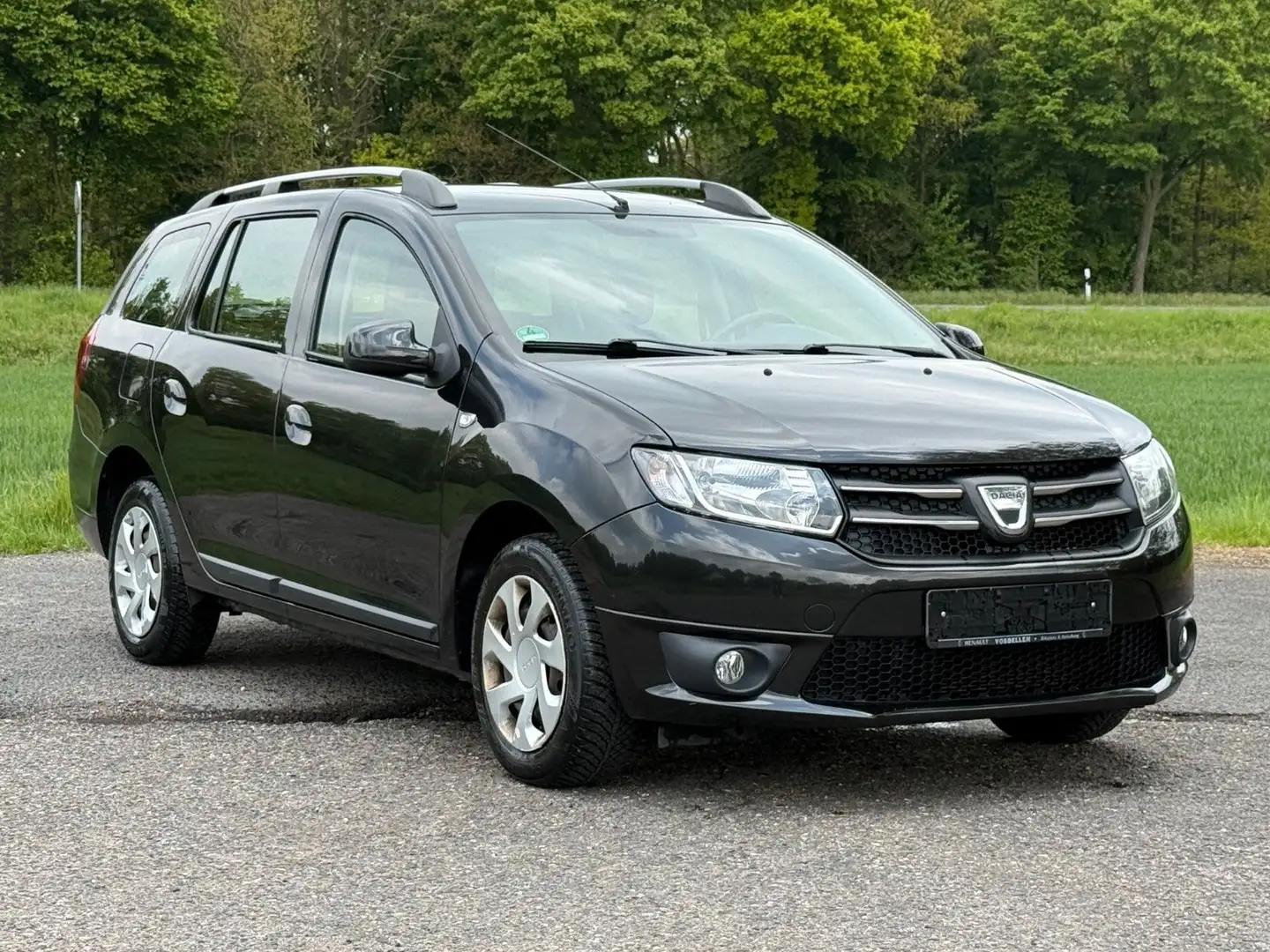 Vehicle image, number 1