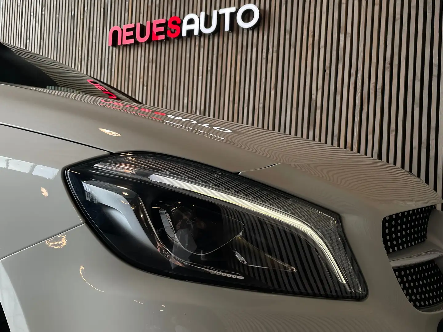 Vehicle image, number 5