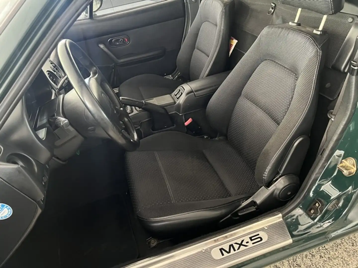 Vehicle image, number 6