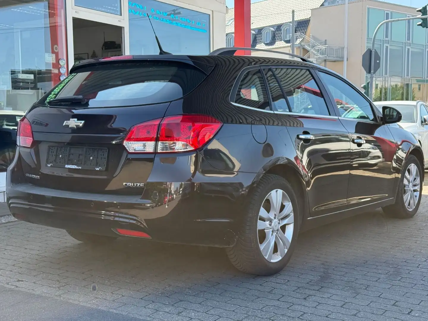 Vehicle image, number 4