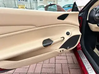 Vehicle image thumbnail, number 6