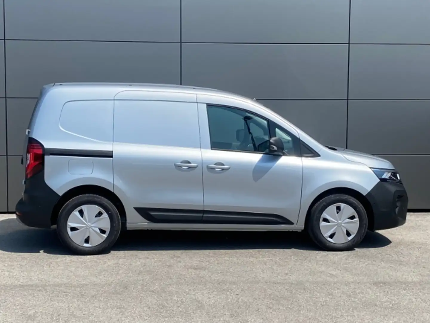 Vehicle image, number 5