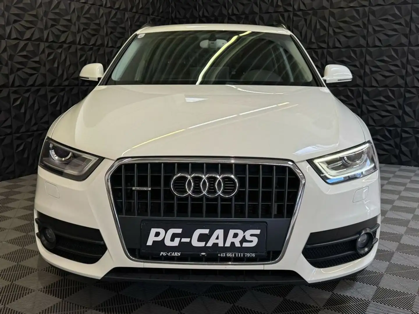 Vehicle image, number 4