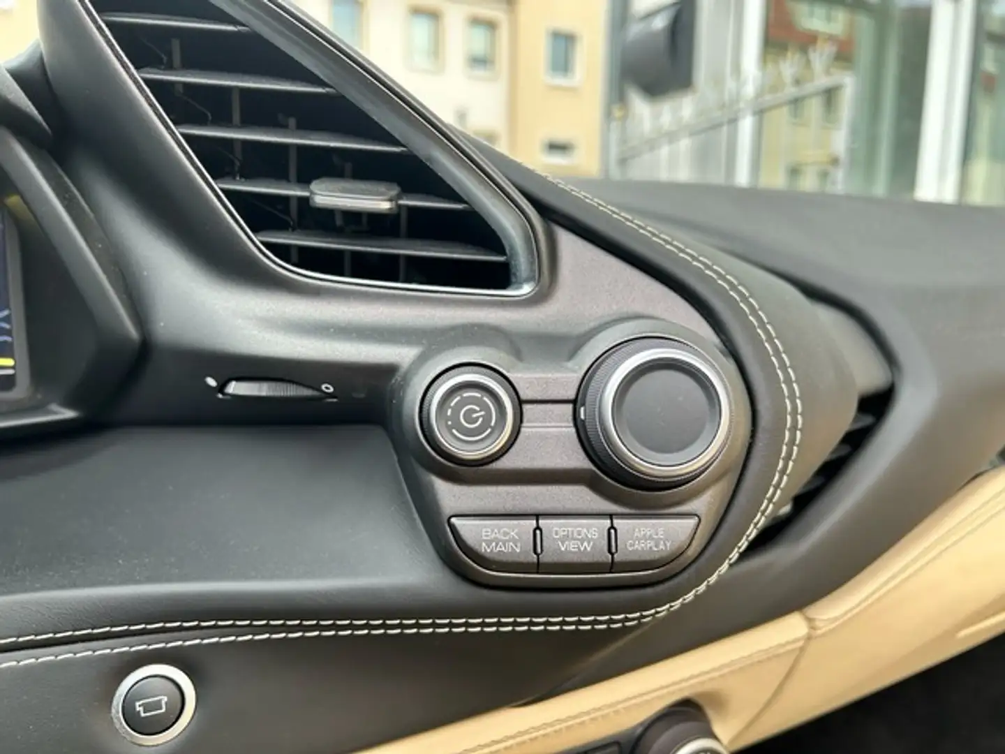 Vehicle image, number 15