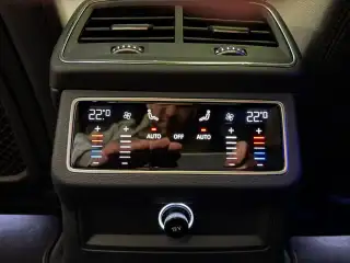 Vehicle image thumbnail, number 19