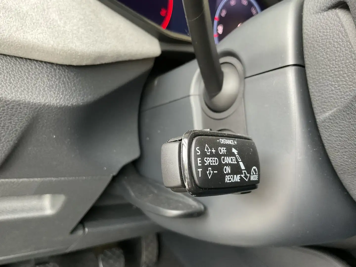 Vehicle image, number 10