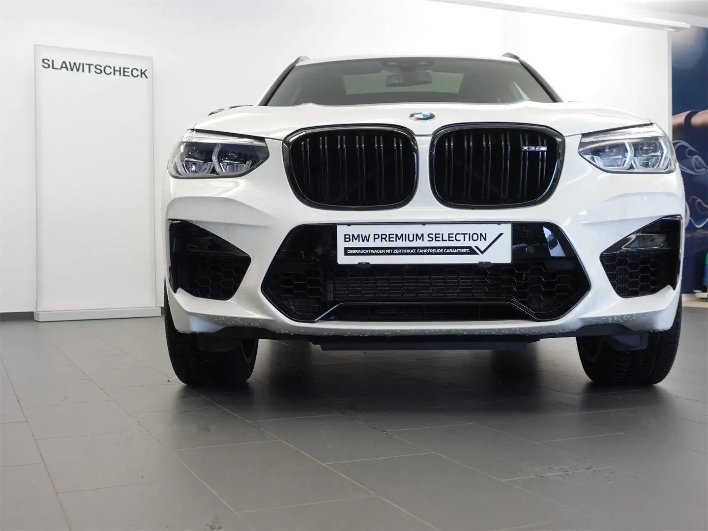 Vehicle image, number 3