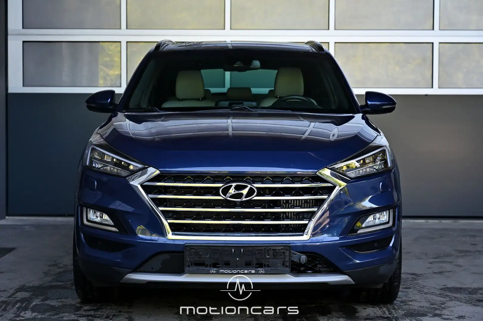 Vehicle image, number 3