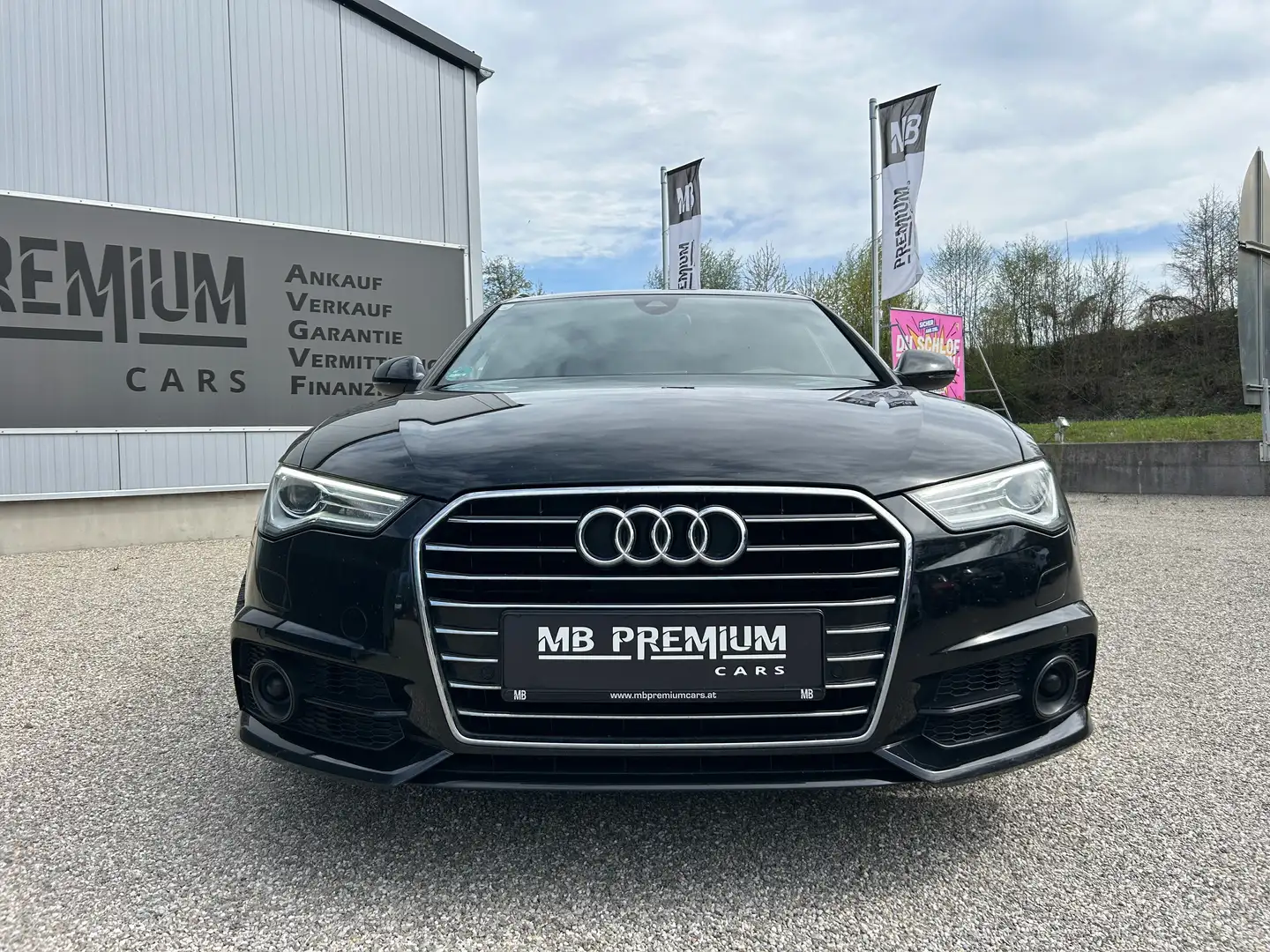 Vehicle image, number 4