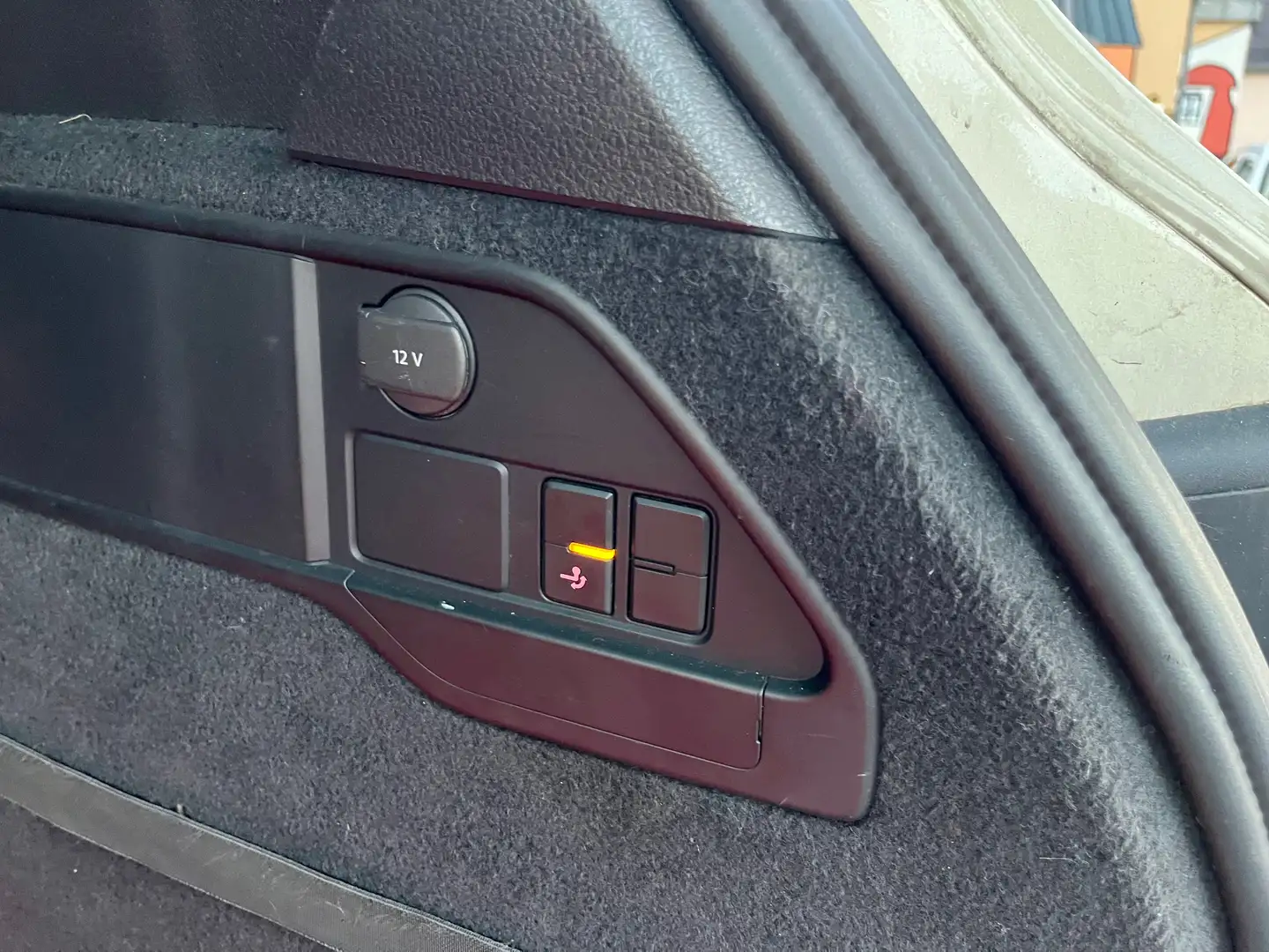 Vehicle image, number 11