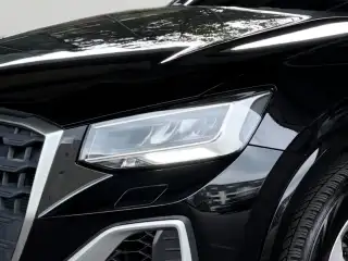 Vehicle image thumbnail, number 9