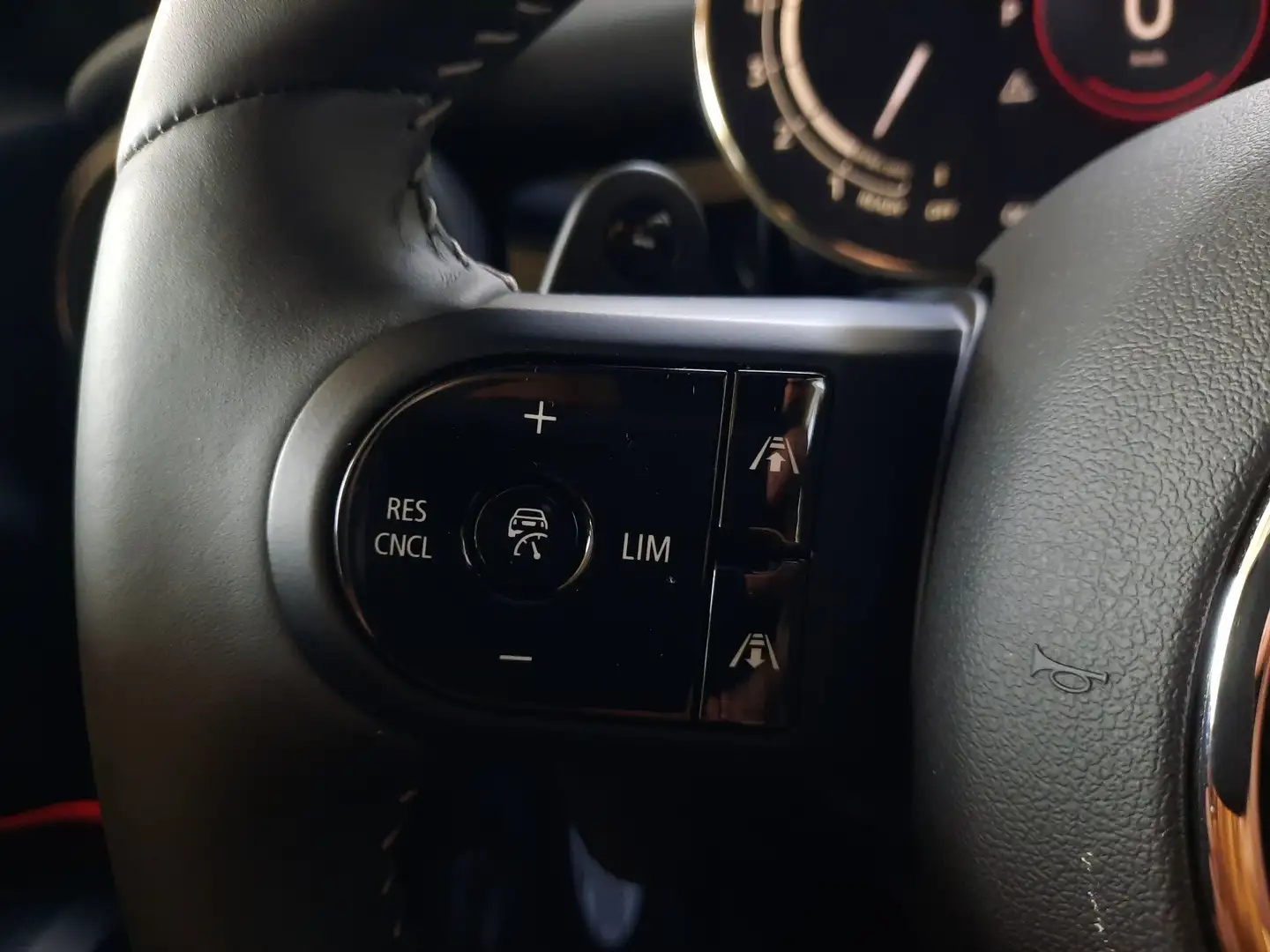 Vehicle image, number 18
