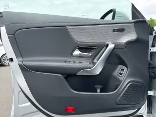 Vehicle image thumbnail, number 11