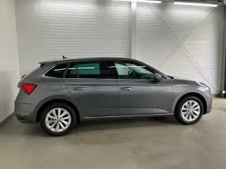 Vehicle image thumbnail, number 3