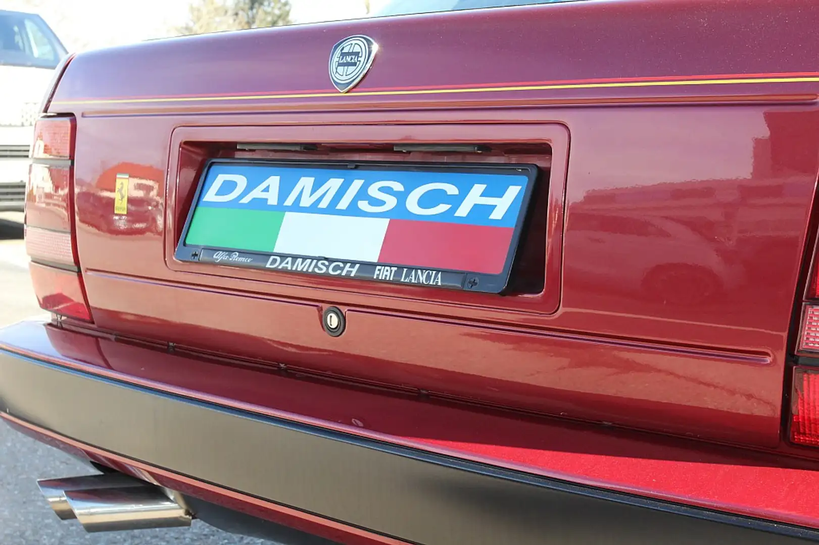 Vehicle image, number 8