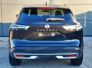 Vehicle image thumbnail, number 4