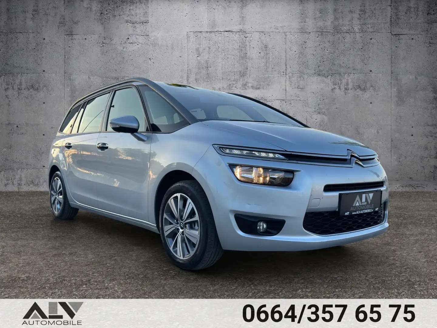 Vehicle image, number 1