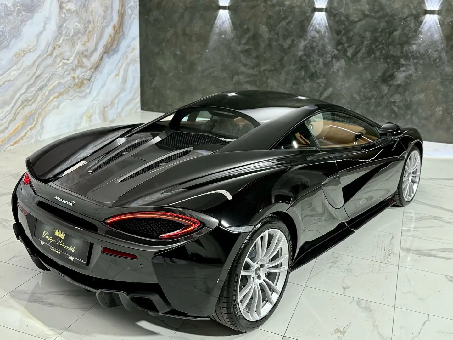 Vehicle image, number 21