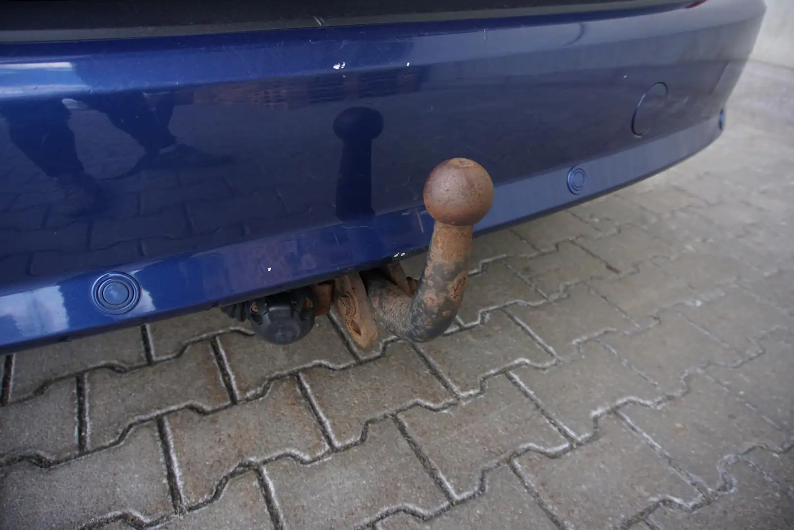 Vehicle image, number 8