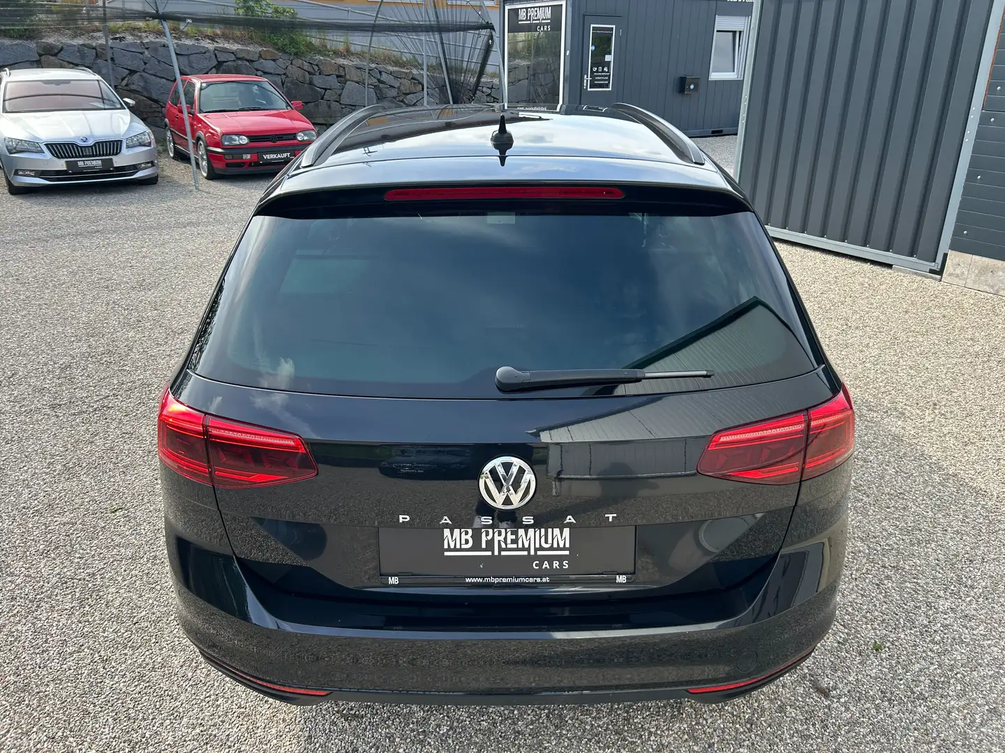 Vehicle image, number 14