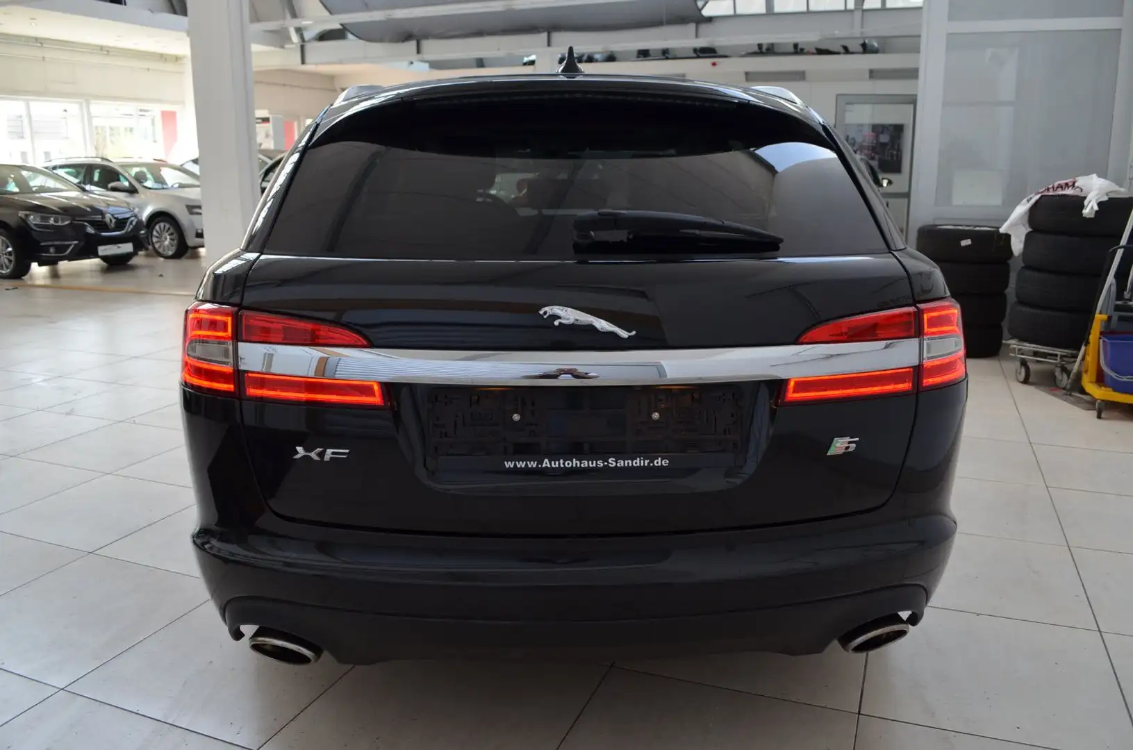 Vehicle image, number 7