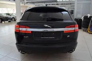 Vehicle image thumbnail, number 7