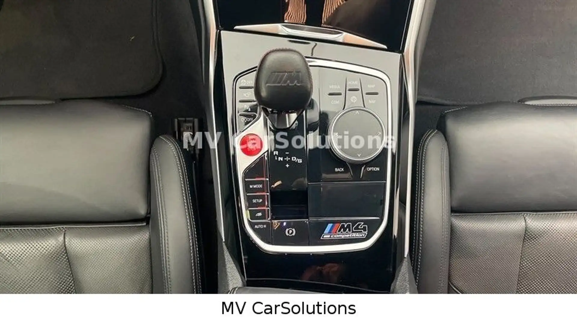 Vehicle image, number 9