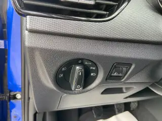 Vehicle image thumbnail, number 12