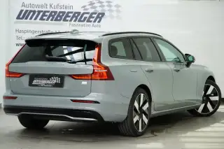 Vehicle image thumbnail, number 7