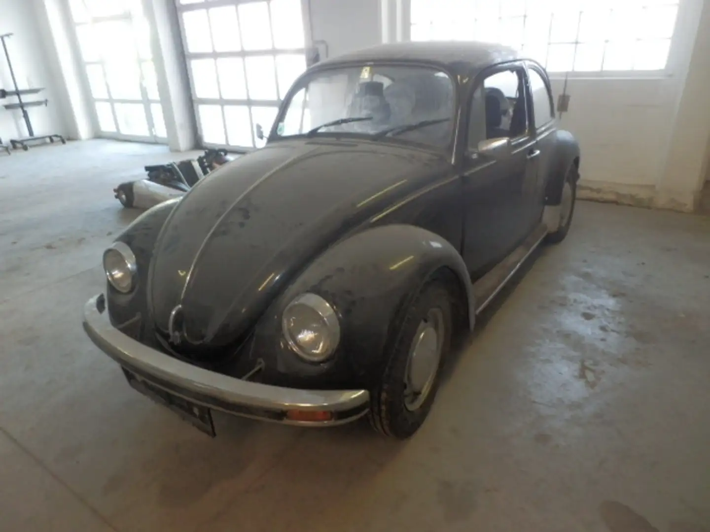 Vehicle image, number 4